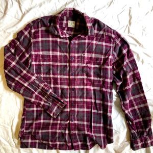 J. Crew Men’s Relaxed Fit Maroon Plaid Flannel